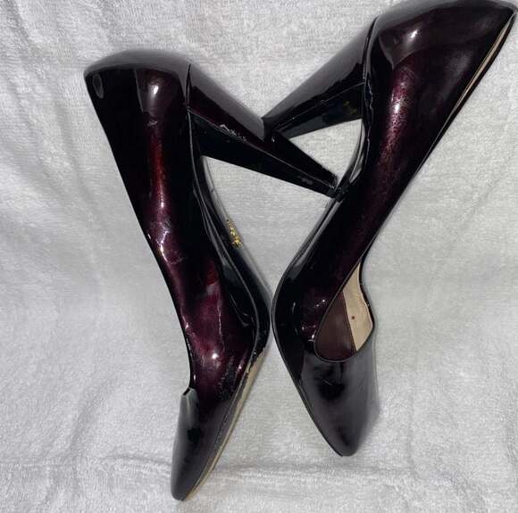 Prada Burgundy Patent Leather Square Toe Pumps Size 38 - Picture 7 of 7